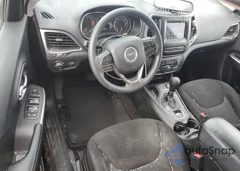 2019 Jeep Cherokee Latitude z USA, uszkodzony, nr VIN 1C4PJLCB4KD172053